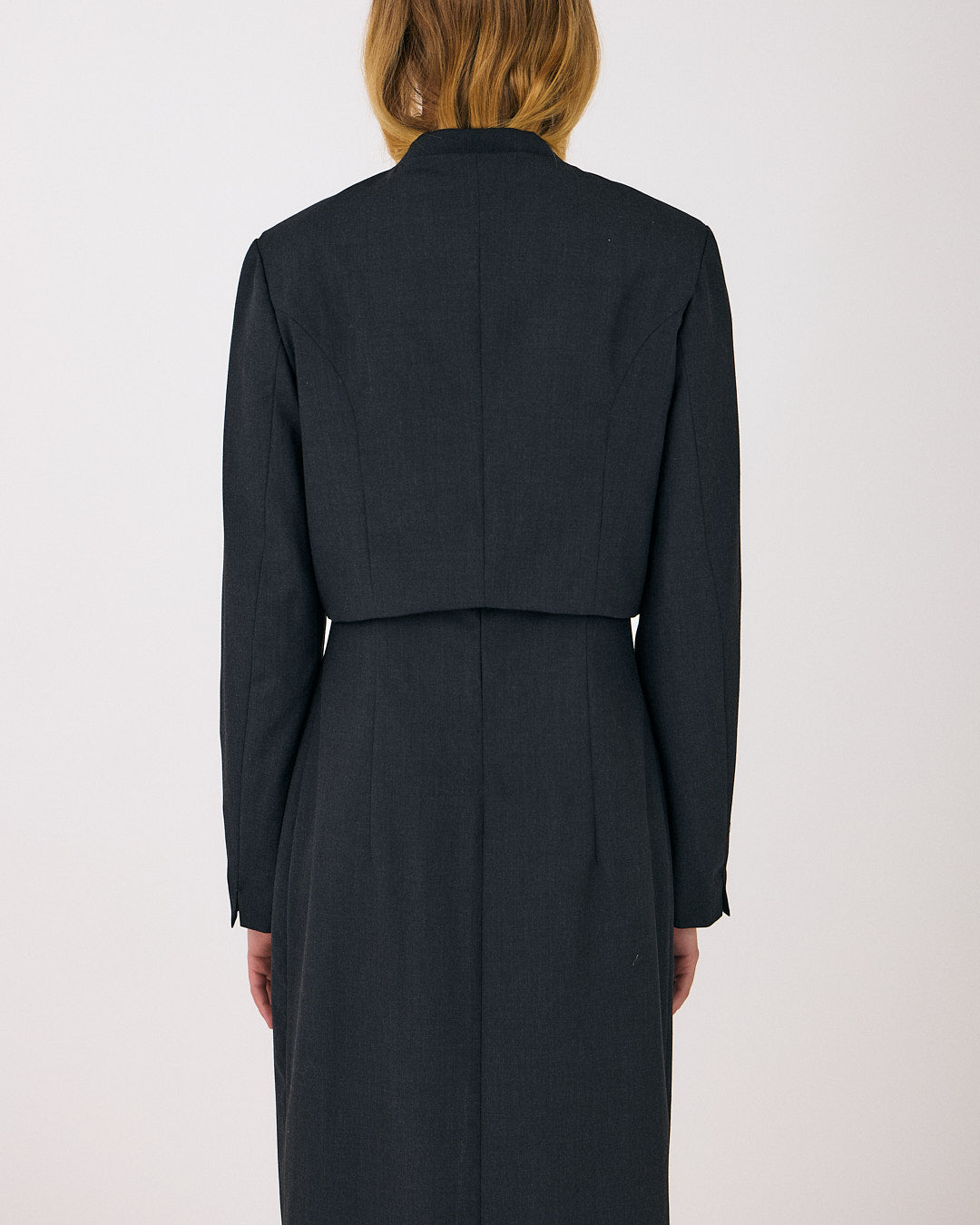 Anne Blazer - charcoal