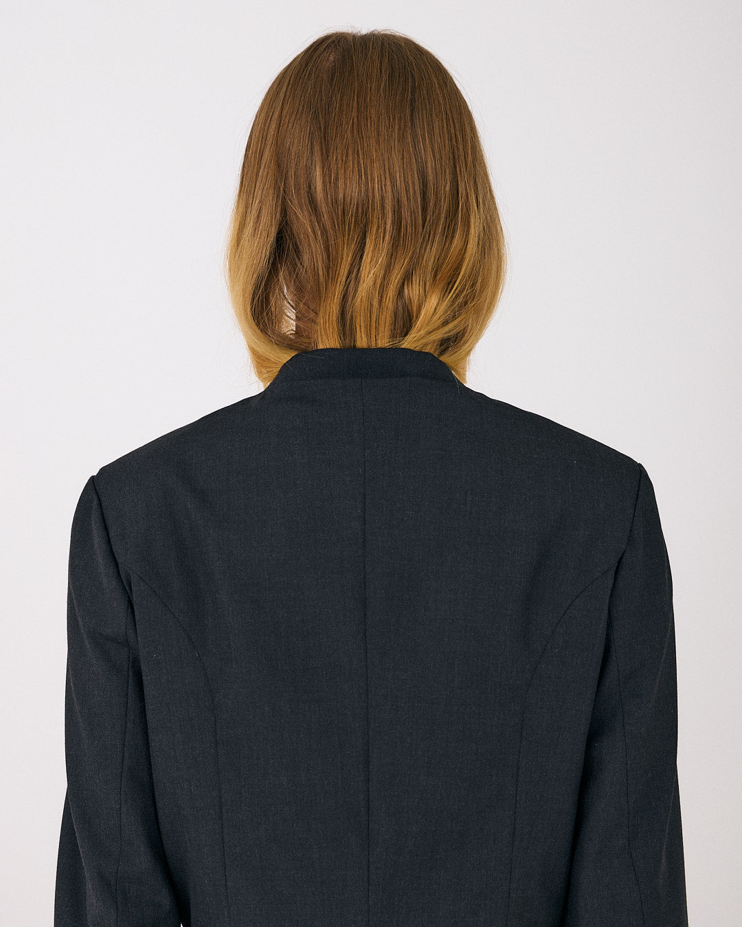 Anne Blazer - charcoal